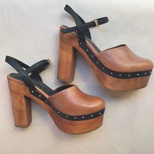 Cordani Five Worlds platform heels